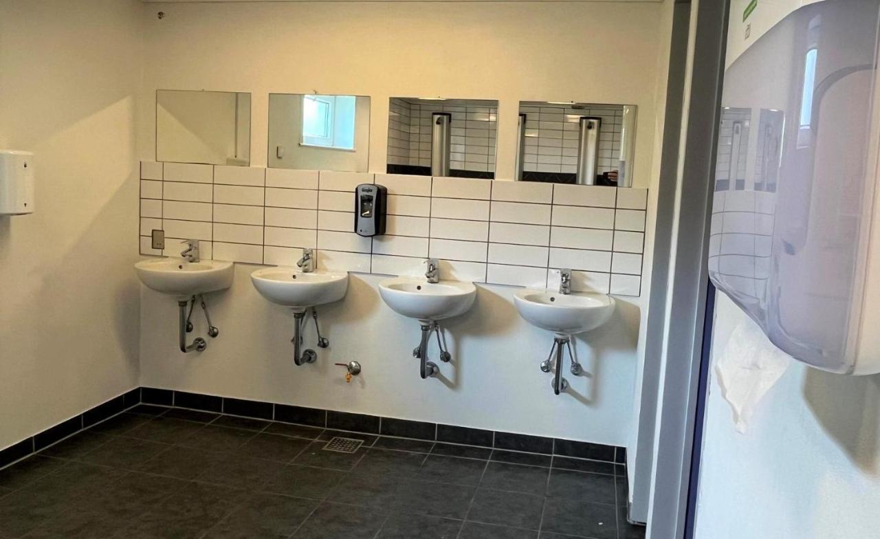 Hirtshals Idraetscenter - Vandrehjem - Hostel Esterno foto